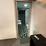 Διαμέρισμα Becial House *