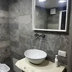 Becial House * Νάπολη