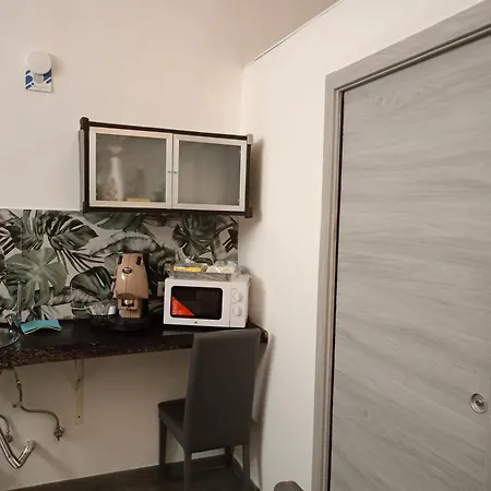 Becial House * Неаполь