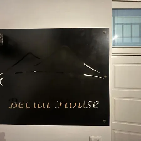 Апартаменты Becial House Неаполь