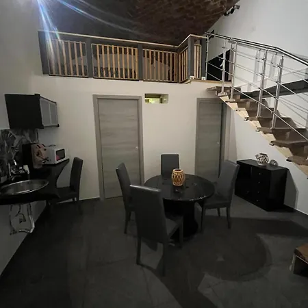 Апартаменты Becial House