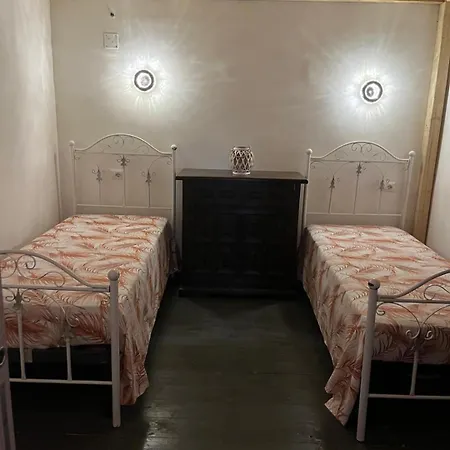 Апартаменты Becial House *