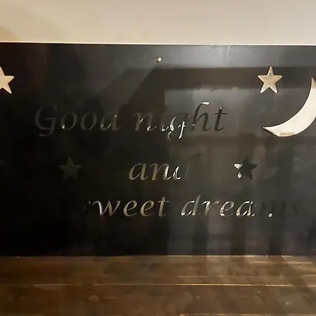 Becial House * Napoli